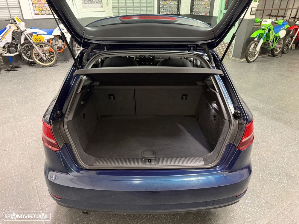 Audi A3 Sportback 1.6 TDI Advance Ultra - 22