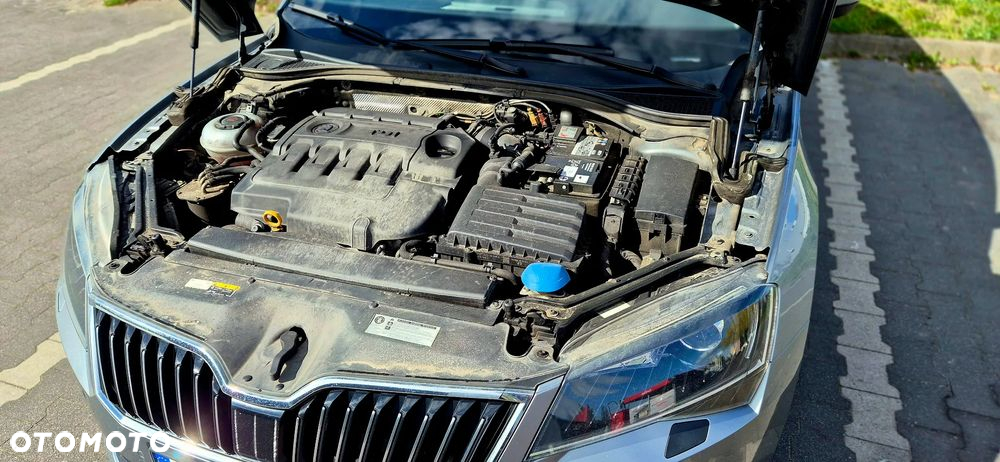 Skoda Superb 2.0 TDI 4x4 L&K DSG - 3