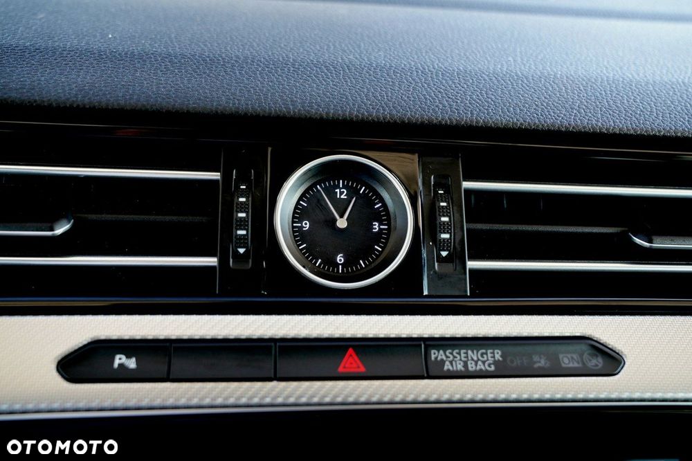 Volkswagen Arteon 2.0 TDI SCR DSG R-Line Edition - 32