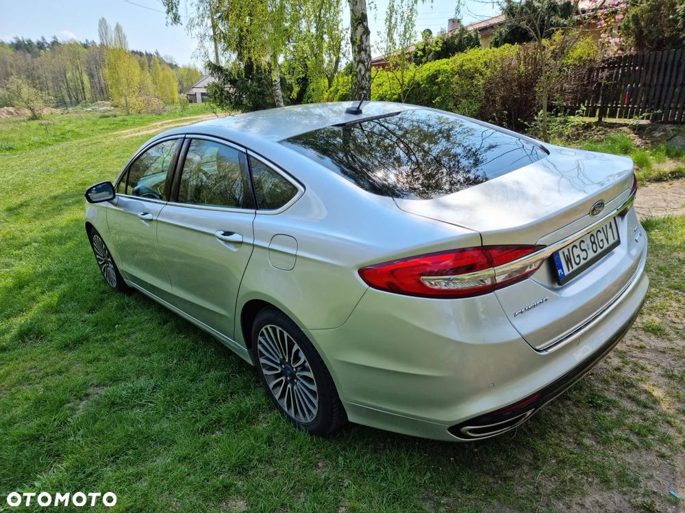 Ford Fusion - 7