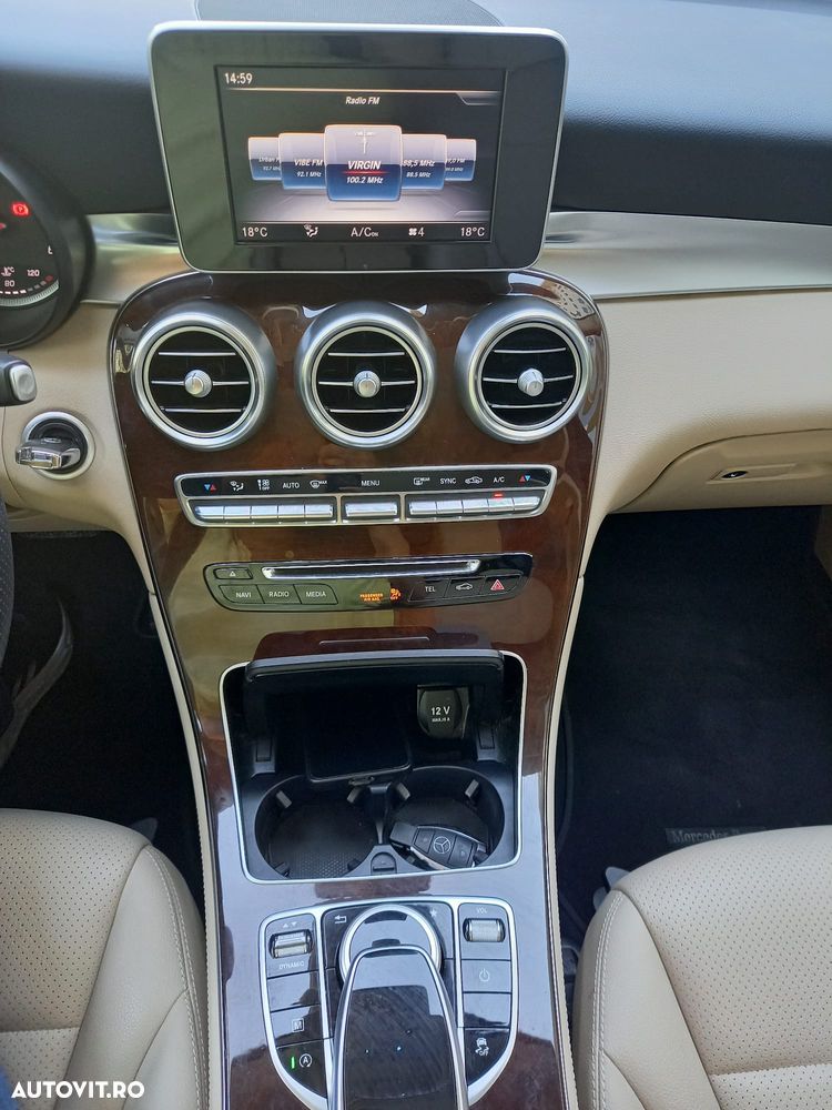 Mercedes-Benz GLC 220 d 4MATIC - 30