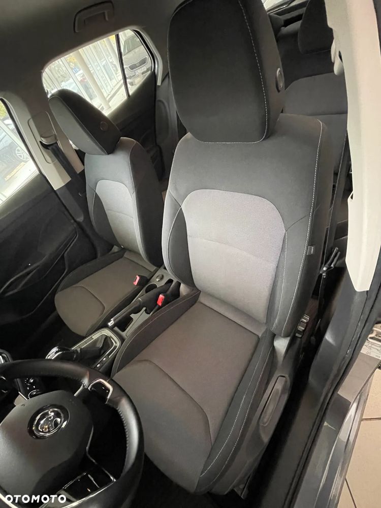 Skoda Fabia 1.0 TSI Ambition DSG - 10