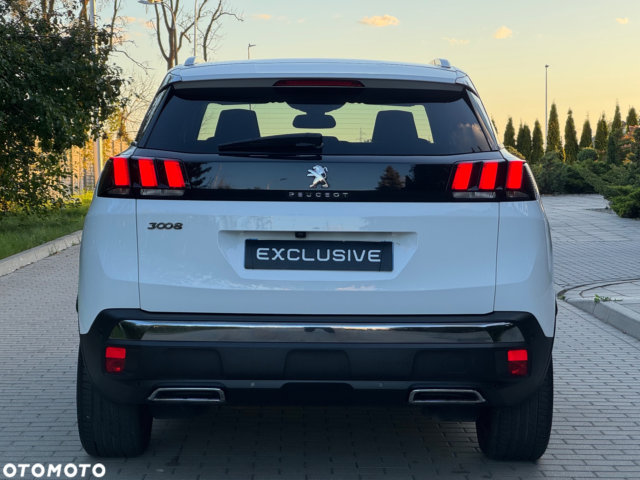 Peugeot 3008 PureTech 130 Stop & Start GPF EAT8 Allure Business-Paket - 5
