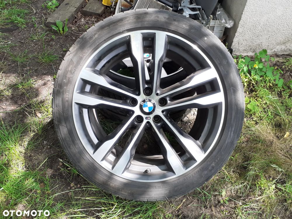 BMW X5 F15 Koła M-Pakiet Felgi z Oponami 315/35 R20 275/40 R20