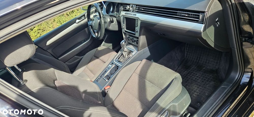 Volkswagen Passat Variant 2.0 TDI SCR DSG Comfortline - 7