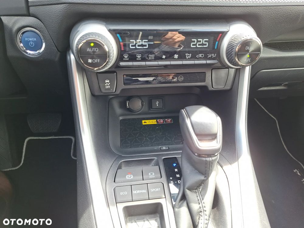 Toyota RAV4 - 15
