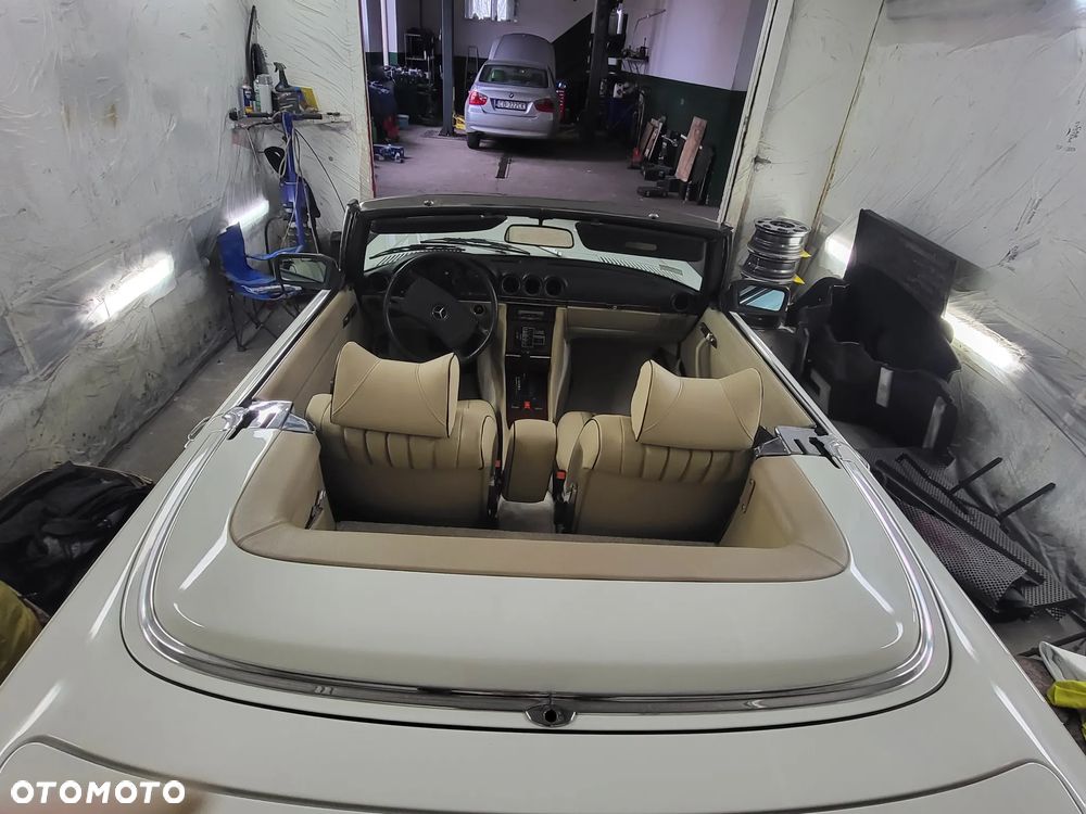 Mercedes-Benz SL - 19