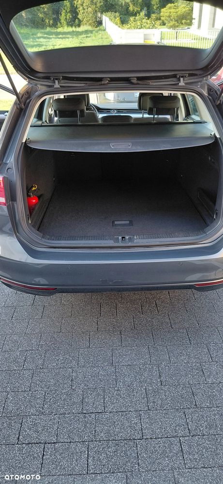 Volkswagen Passat 2.0 TDI (BlueMotion Technology) Comfortline - 12