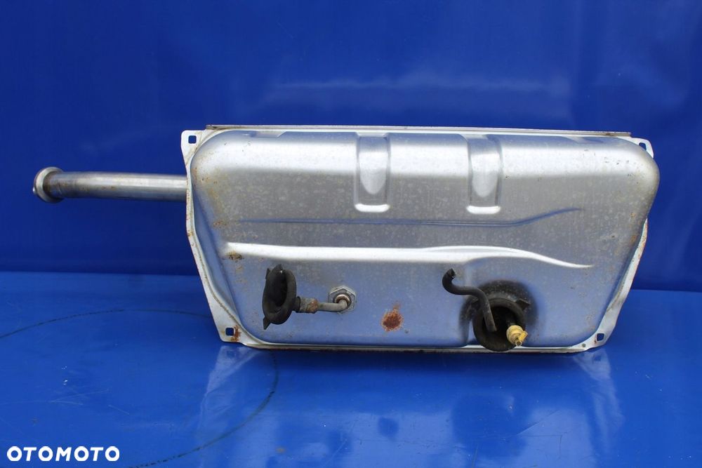 Zbiornik paliwa bak Europa Mercedes SL R230 W230 SL500 SL350 A2304703801 - 2