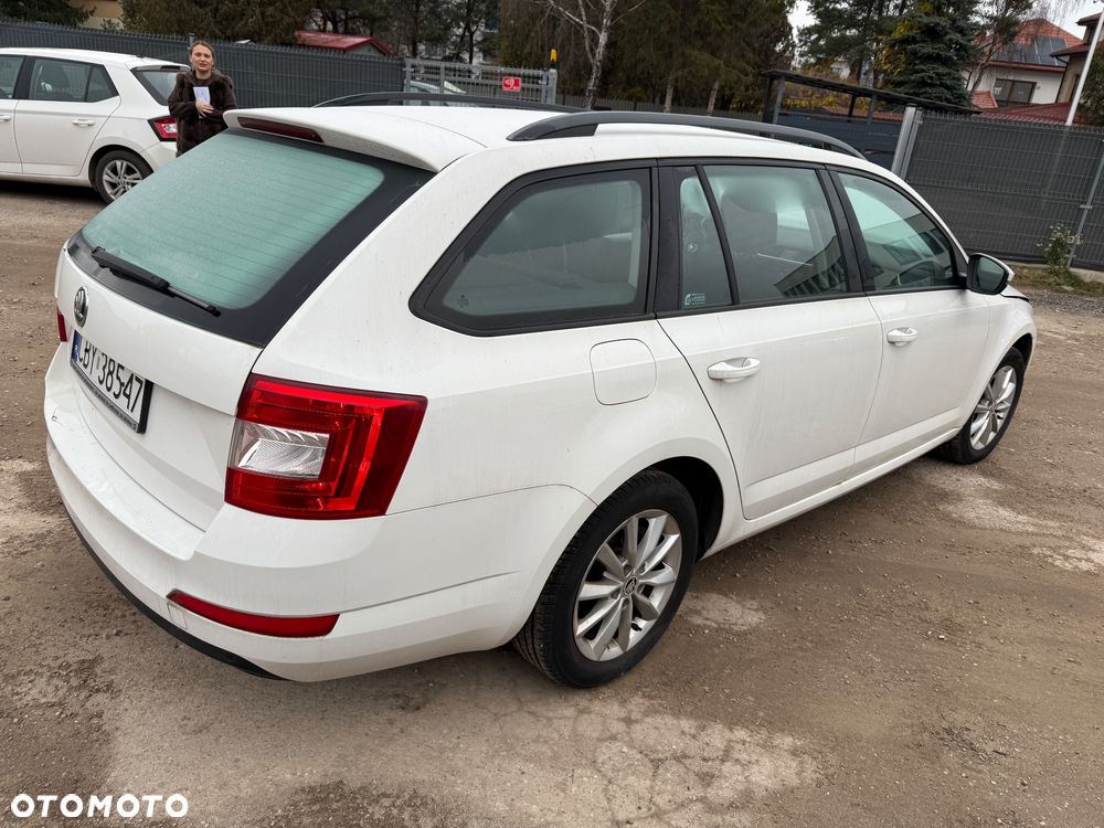 Skoda Octavia 1.6 TDI Ambition - 1