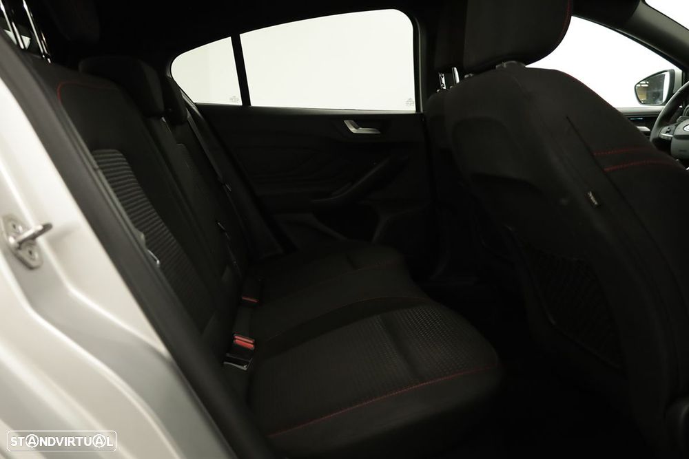 Ford Focus 1.0 EcoBoost MHEV ST-Line X Aut. - 21