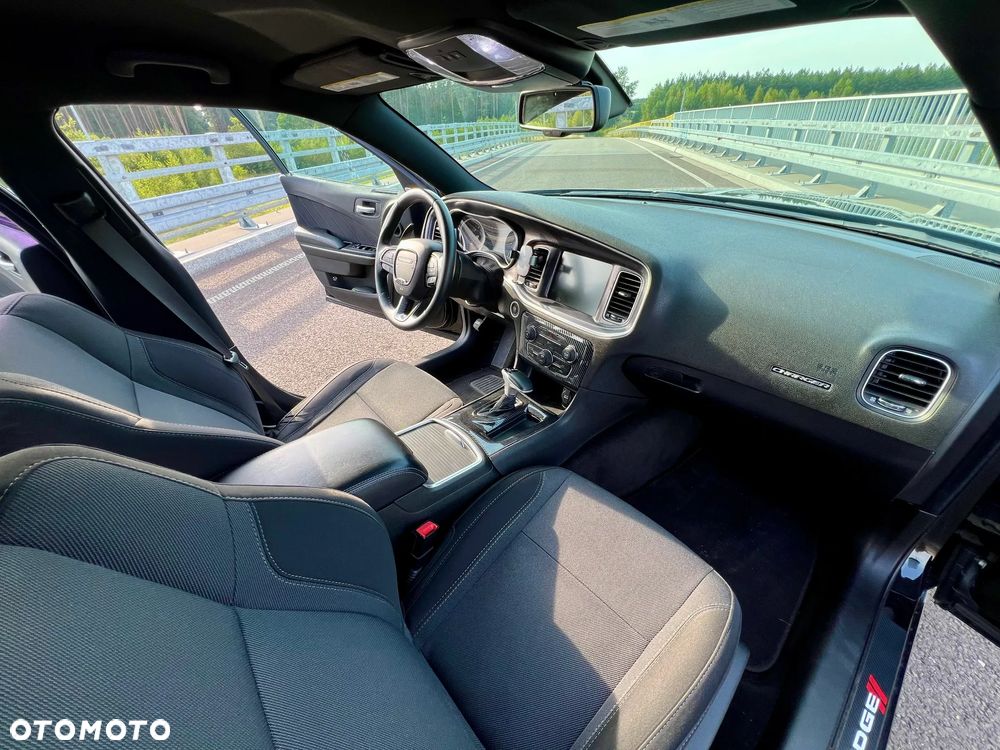 Dodge Charger 5.7 R/T - 14