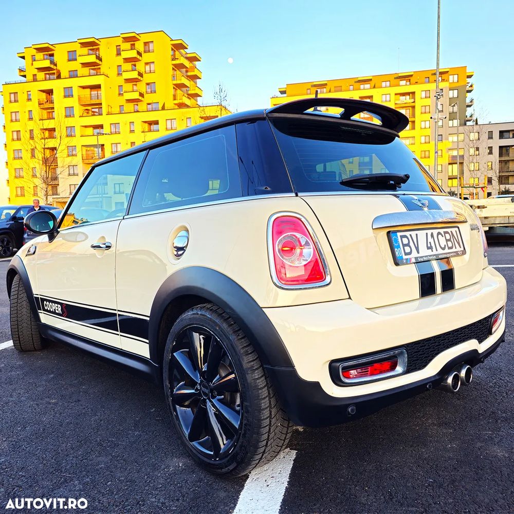 Mini Cooper S AT6 - 4