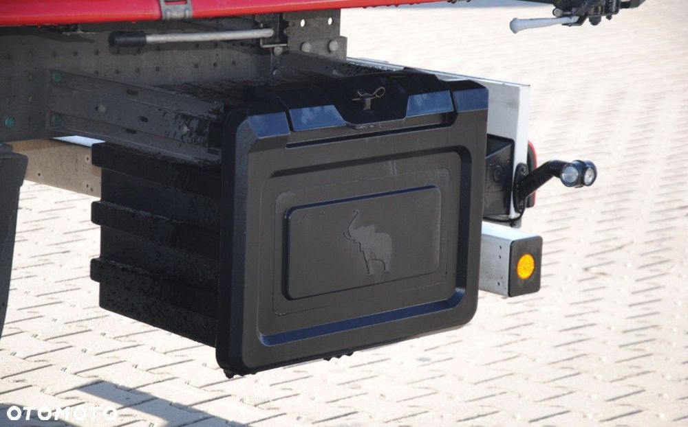 Schmitz Cargobull SCB S3T, podnoszona oś - 9