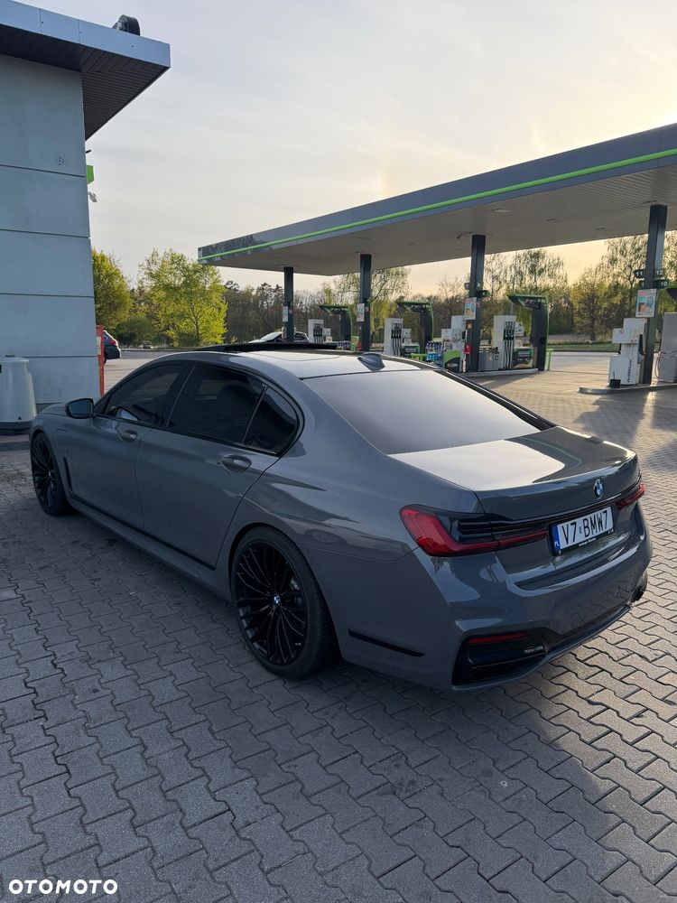 BMW Seria 7 - 14