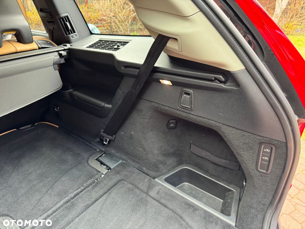 Volvo XC 90 T8 AWD Plug-In Hybrid Inscription 7os - 11
