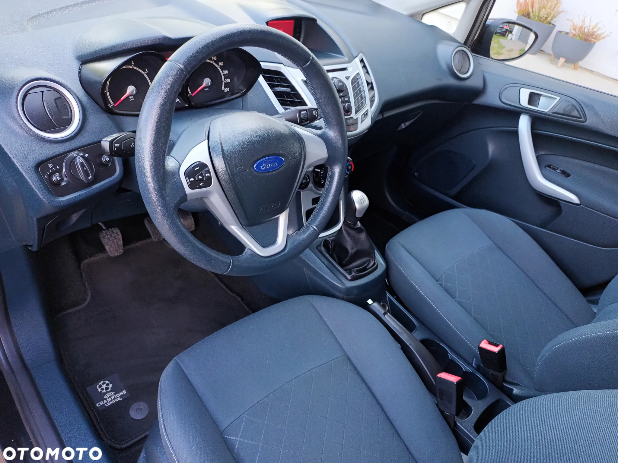 Ford Fiesta 1.25 Champions Edition - 5