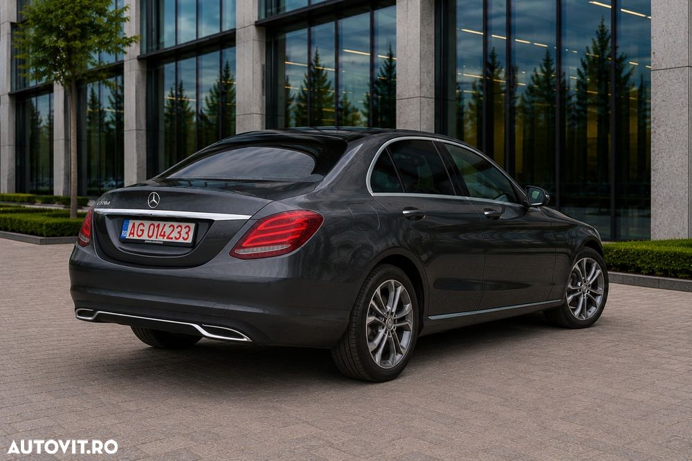 Mercedes-Benz C - 6