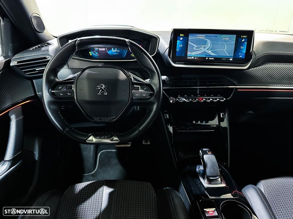 Peugeot e-2008 50 kWh GT - 19