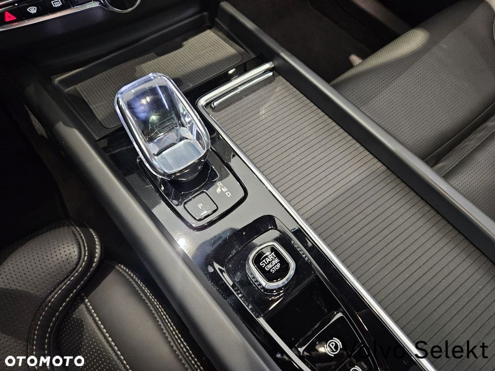 Volvo XC 60 - 18