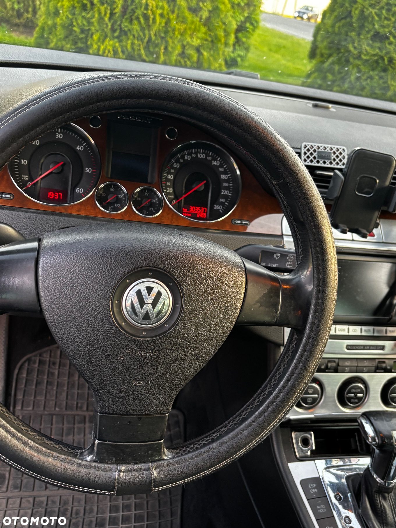 Volkswagen Passat - 8