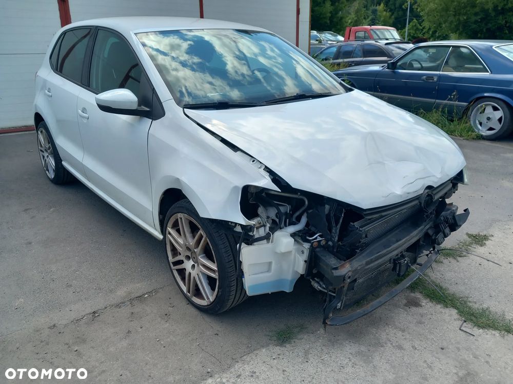 Volkswagen Polo 1.2 TSI BMT Comfortline Perfectline - 3