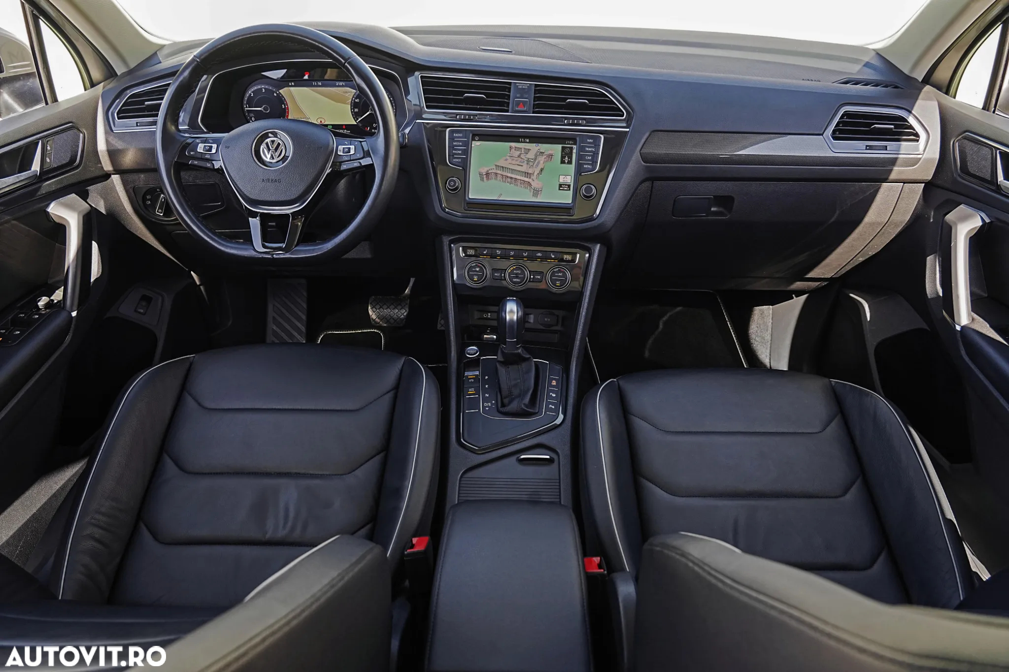 Volkswagen Tiguan 2.0 TDI DPF DSG Comfortline - 12