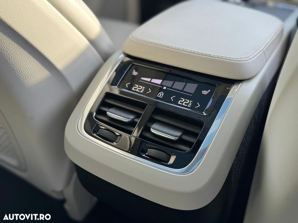 Volvo XC 90 B5 MHEV AWD 7 locuri Ultimate Bright - 28