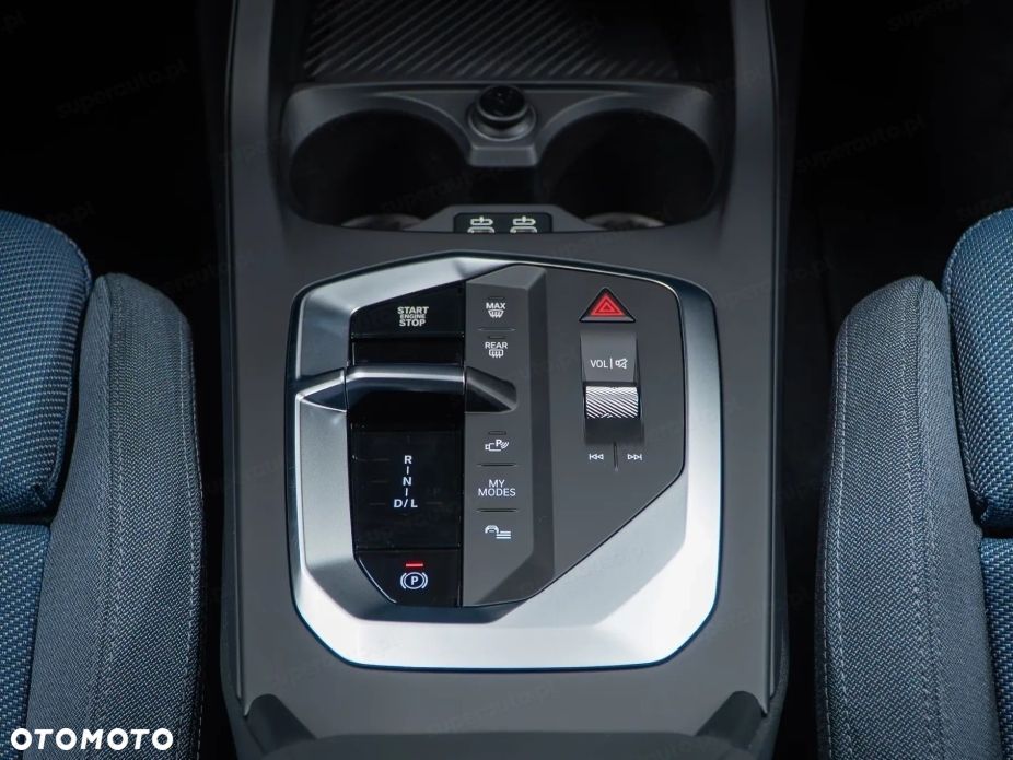 BMW Seria 1 120 mHEV - 15