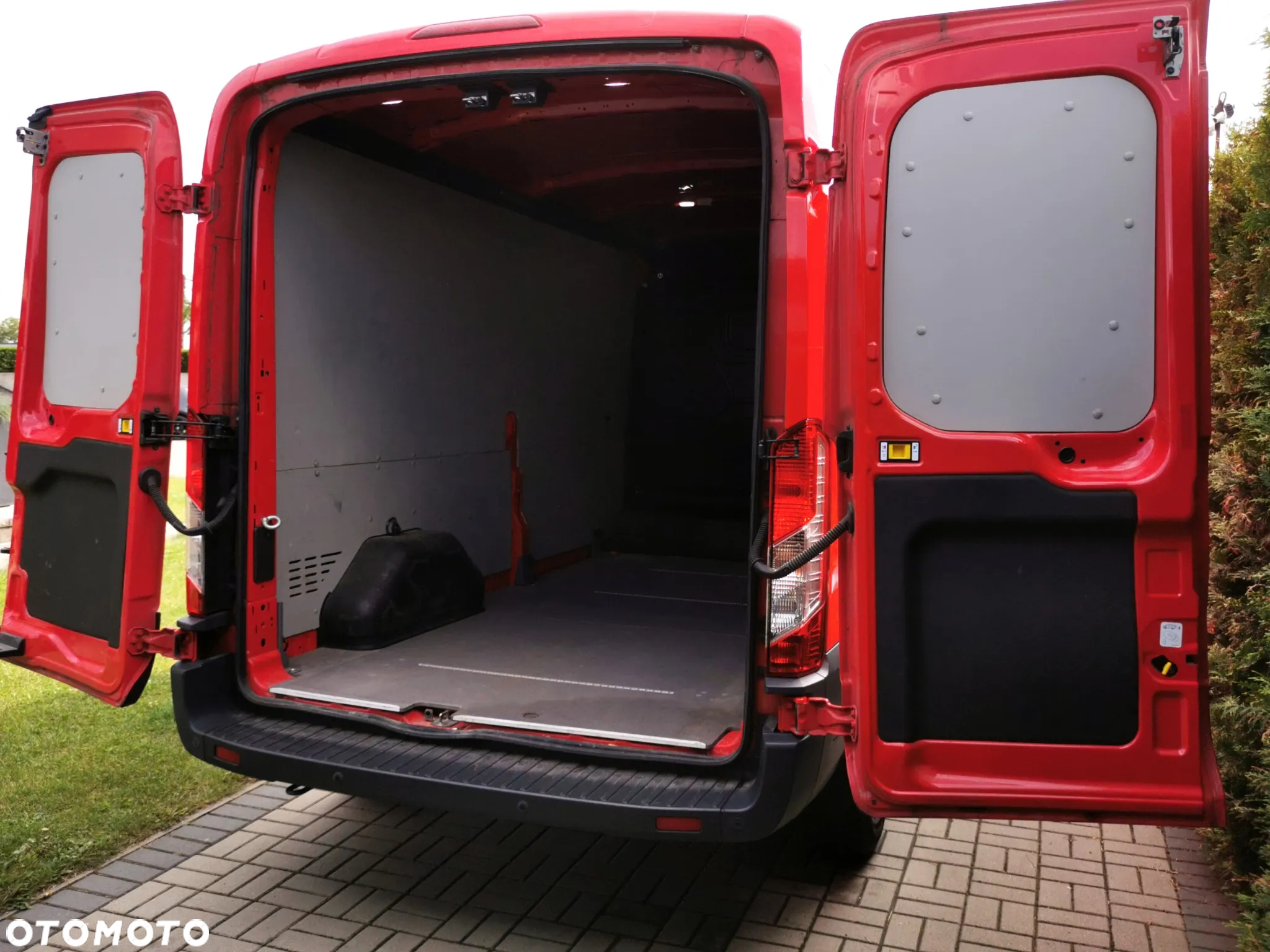 Ford Transit - 21