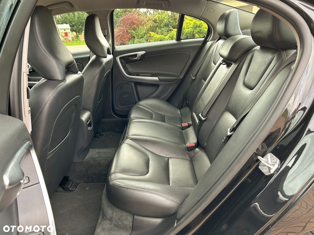 Volvo S60 D3 Summum - 21