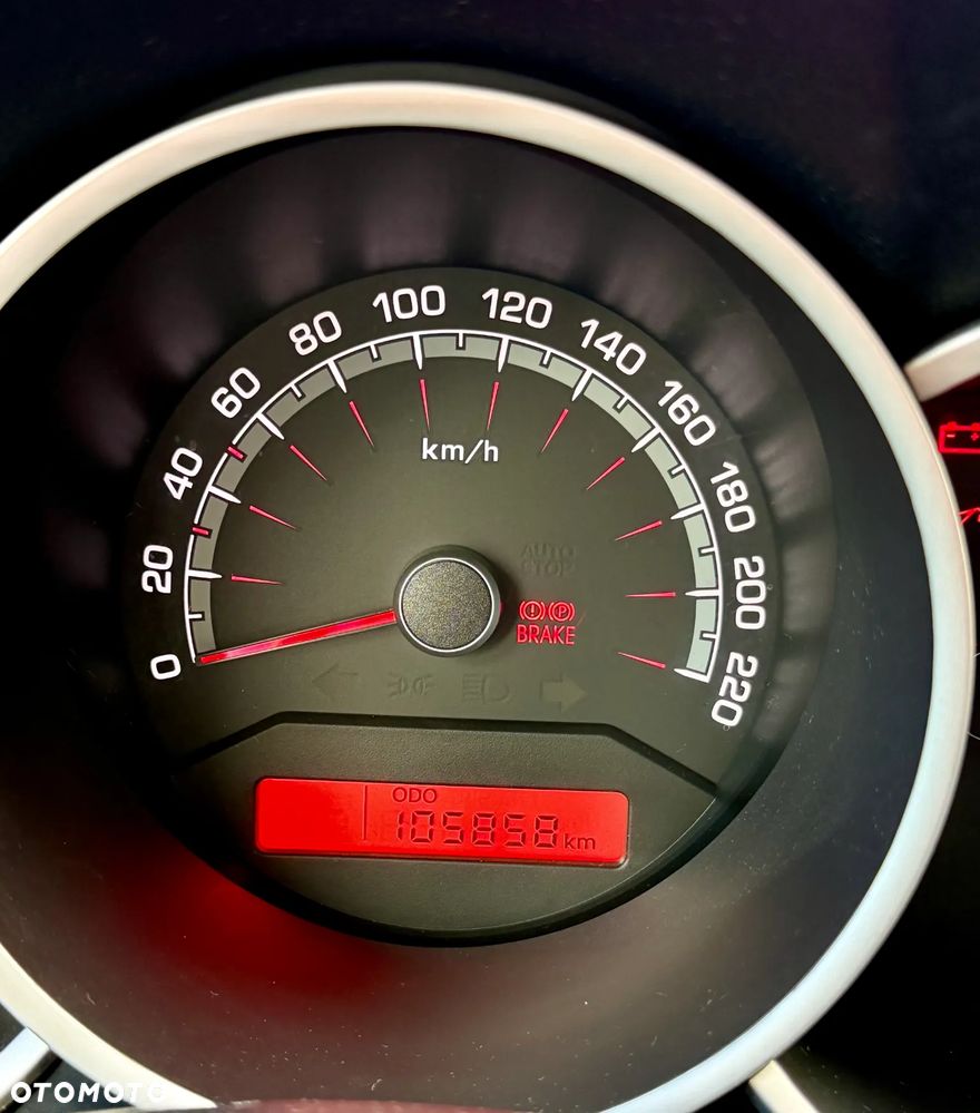 Kia Venga 1.4 L - 9
