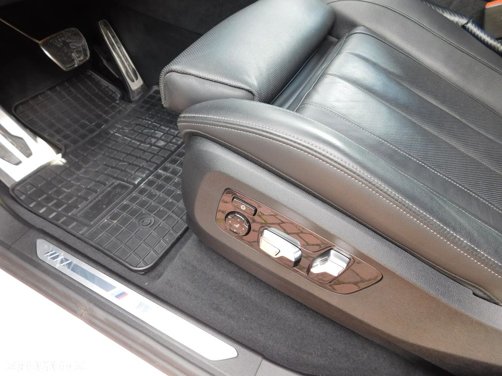 BMW X5 xDrive25d - 24