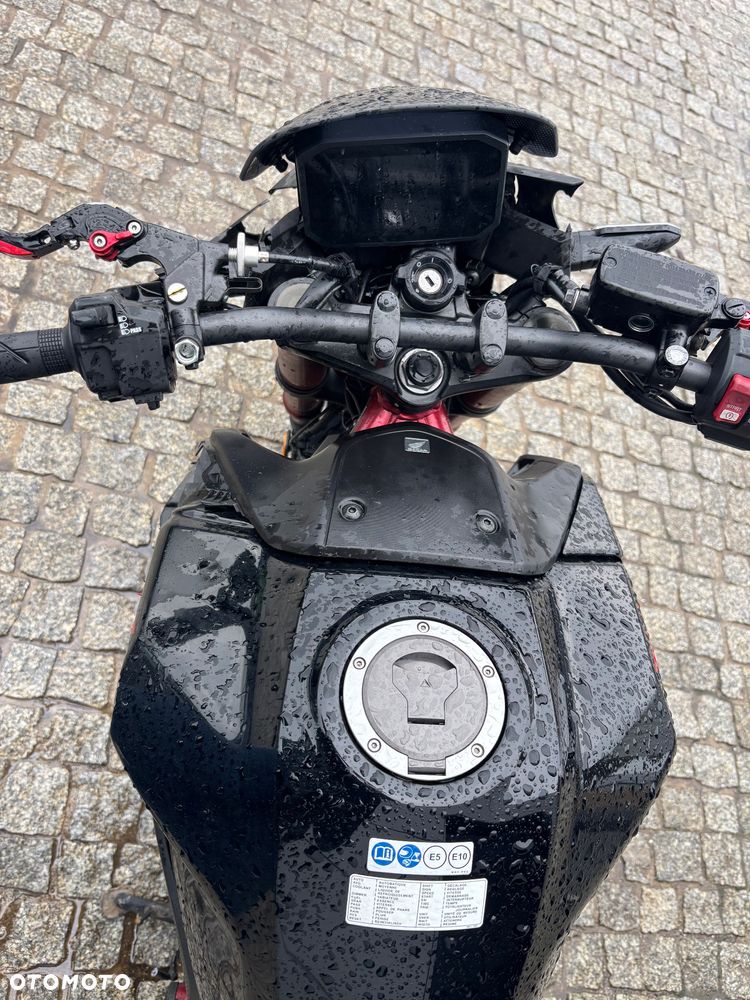 Honda Hornet - 2