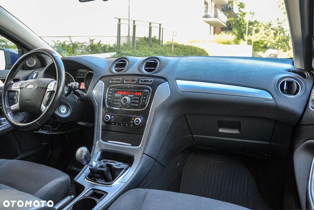 Ford Mondeo SW - 10