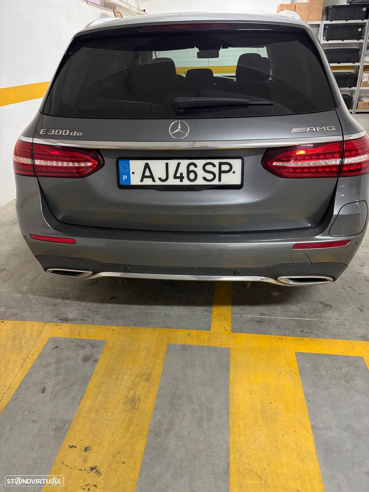 Mercedes-Benz E 300 de 9G-TRONIC AMG Line - 23