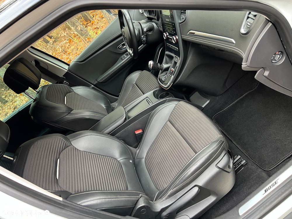 Renault Scenic 1.2 TCe Energy Bose Edition - 32