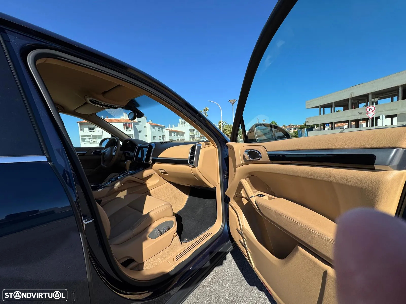 Porsche Cayenne Diesel Tiptronic S - 9