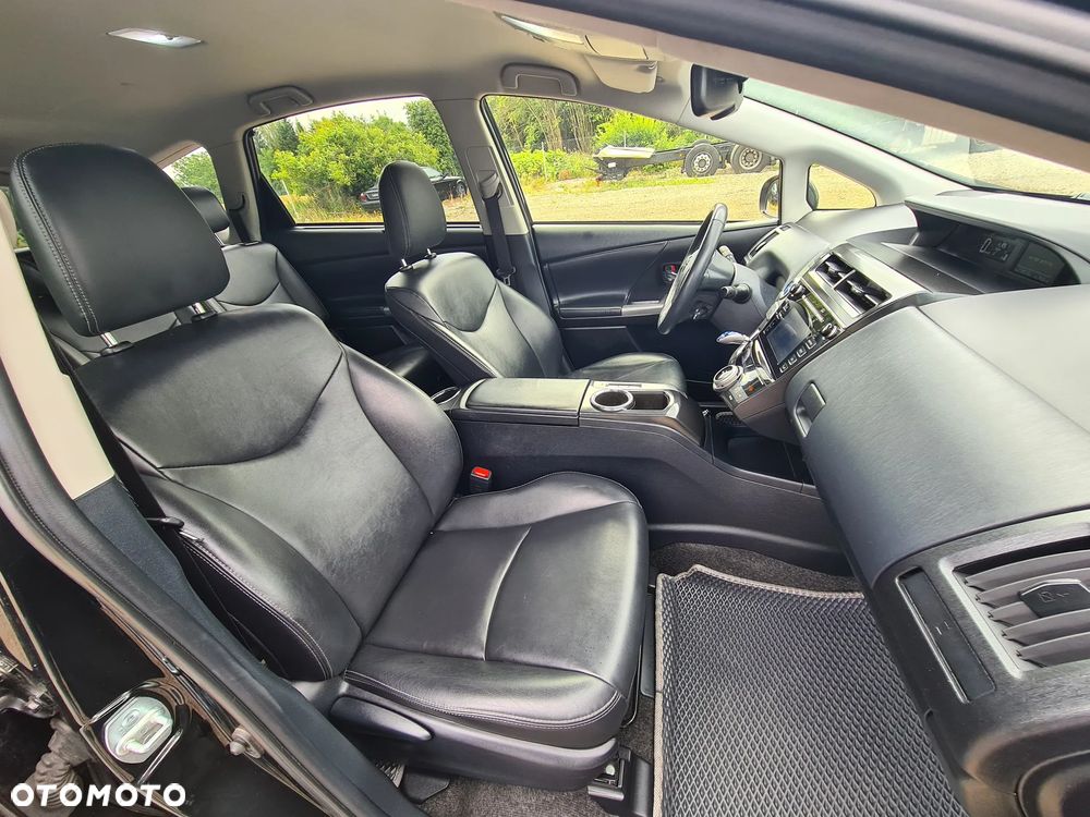 Toyota Prius+ (Hybrid) Executive - 27