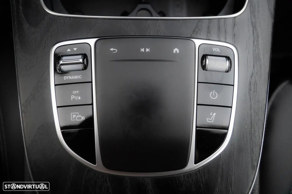 Mercedes-Benz E 300 - 29