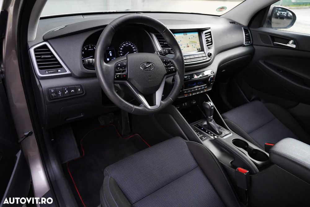 Hyundai Tucson 2.0 CRDI 4WD 6AT Style - 14