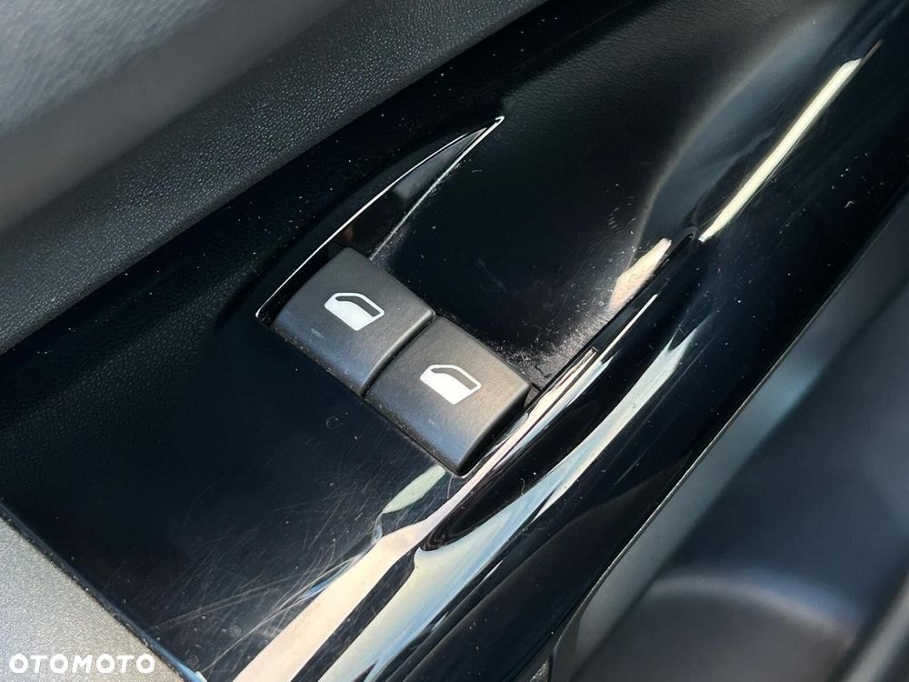 Citroën C4 Cactus 1.2 PureTech GPF Shine S&S - 18