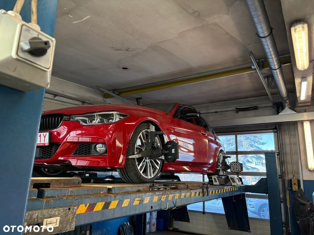 BMW Seria 3 340i xDrive Edition M Sport Shadow - 37