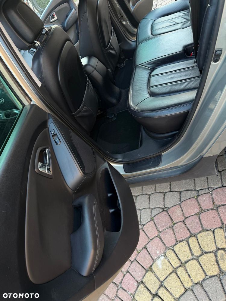 Hyundai ix35 - 13