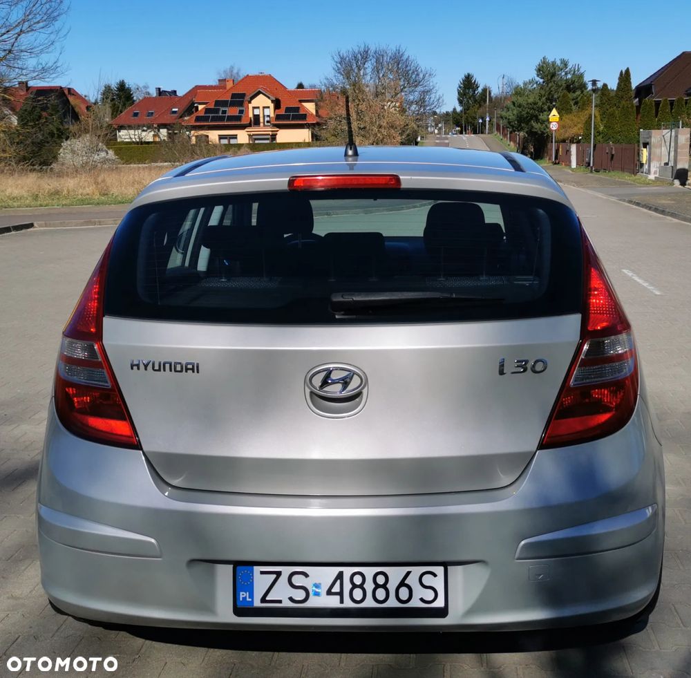 Hyundai i30 1.4 Base - 4