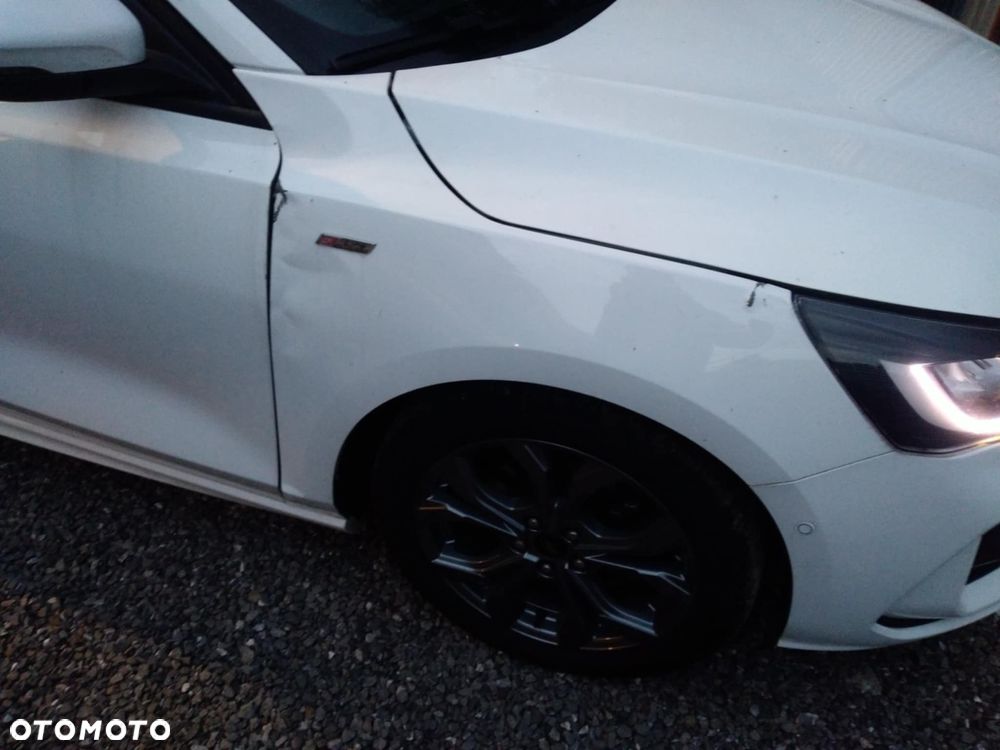 Ford Focus 1.5 EcoBlue STart-Stopp-System ST-LINE X - 24