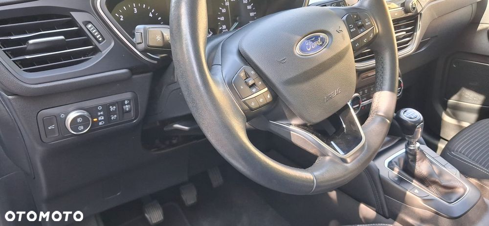 Ford Kuga 2.0 EcoBlue mHEV FWD Titanium - 19