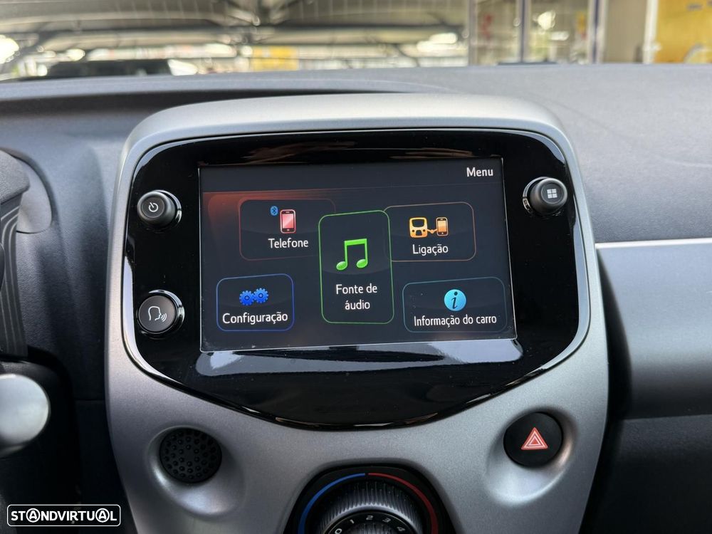 Toyota Aygo 1.0 X-Play+X-Touch - 28