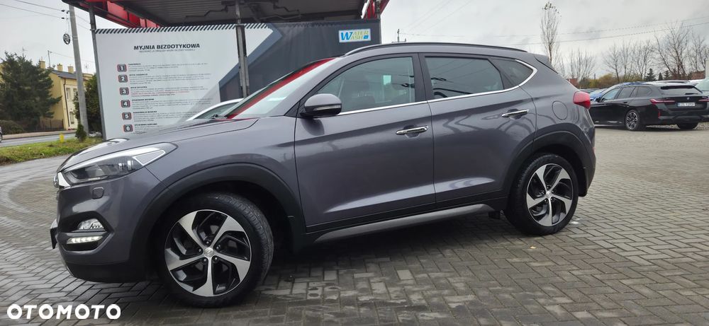 Hyundai Tucson - 16