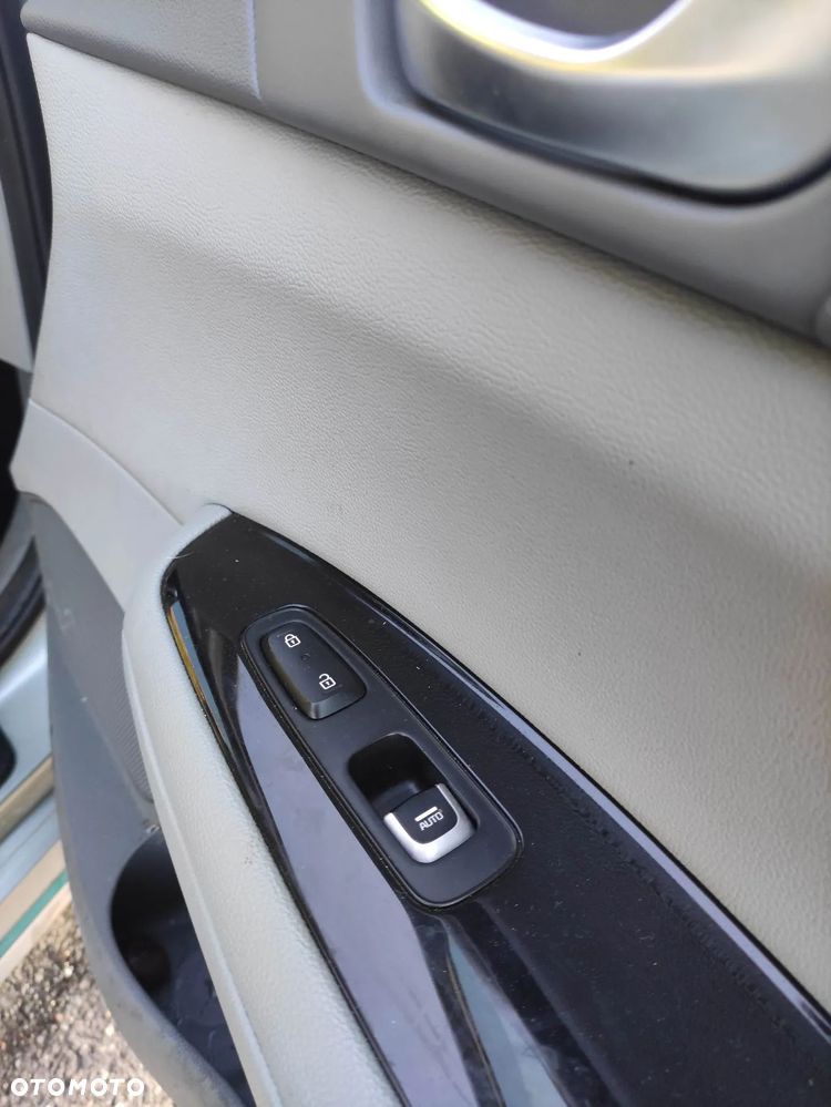 Kia Optima Plug-in Hybrid - 21